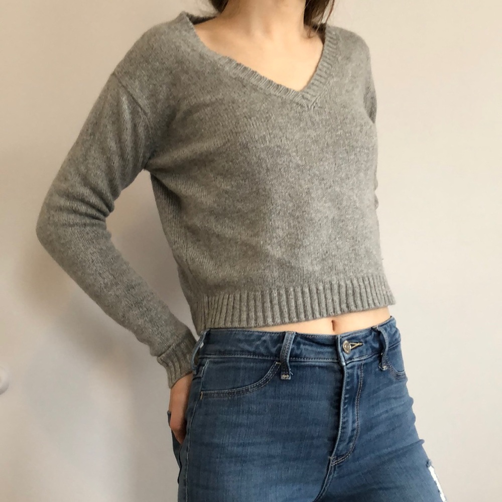 Brandy Melville V-Neck Knit Sweater